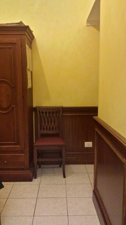 3 Lati Di Pitagora B&B Рим Экстерьер фото